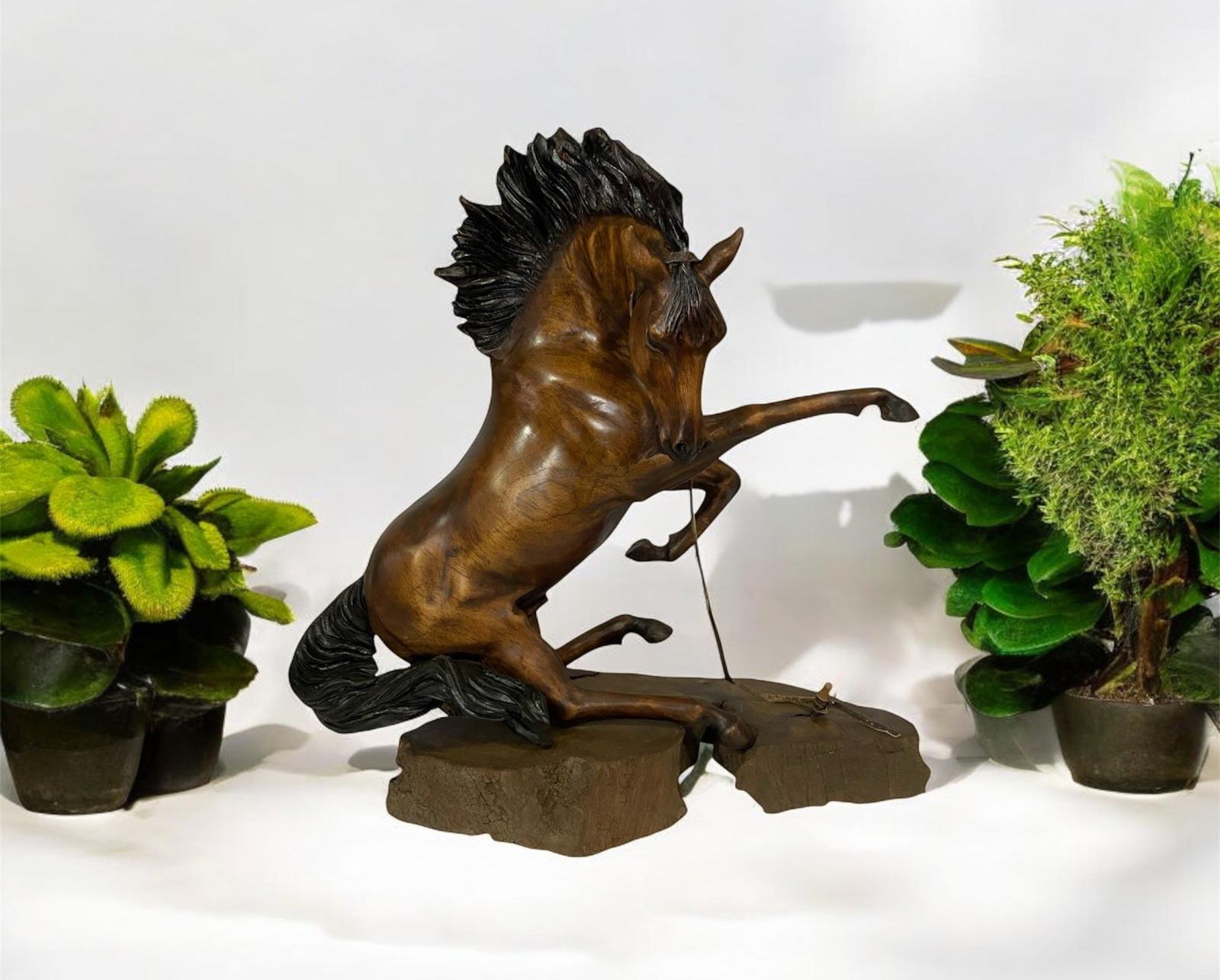 3 façons dont l’art sculpté sur bois sublime votre intérieur